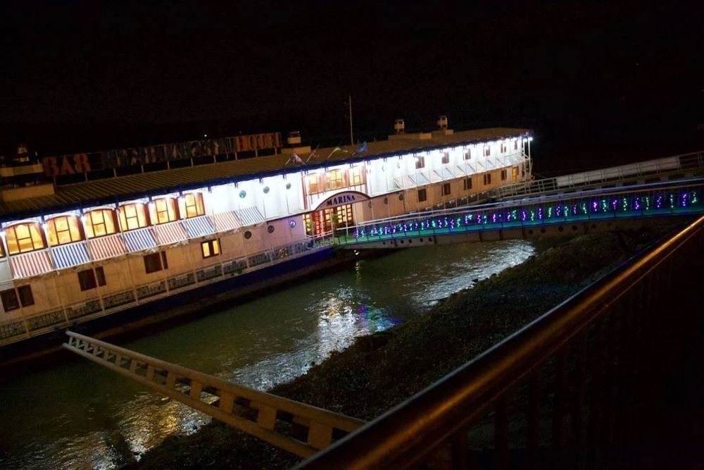 Botel Marina Bratislava Bagian luar foto